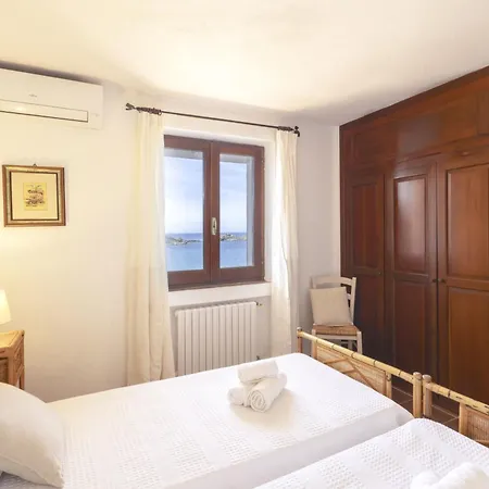 La Terrazza Sul Mare סנטה טרזה גאיורה